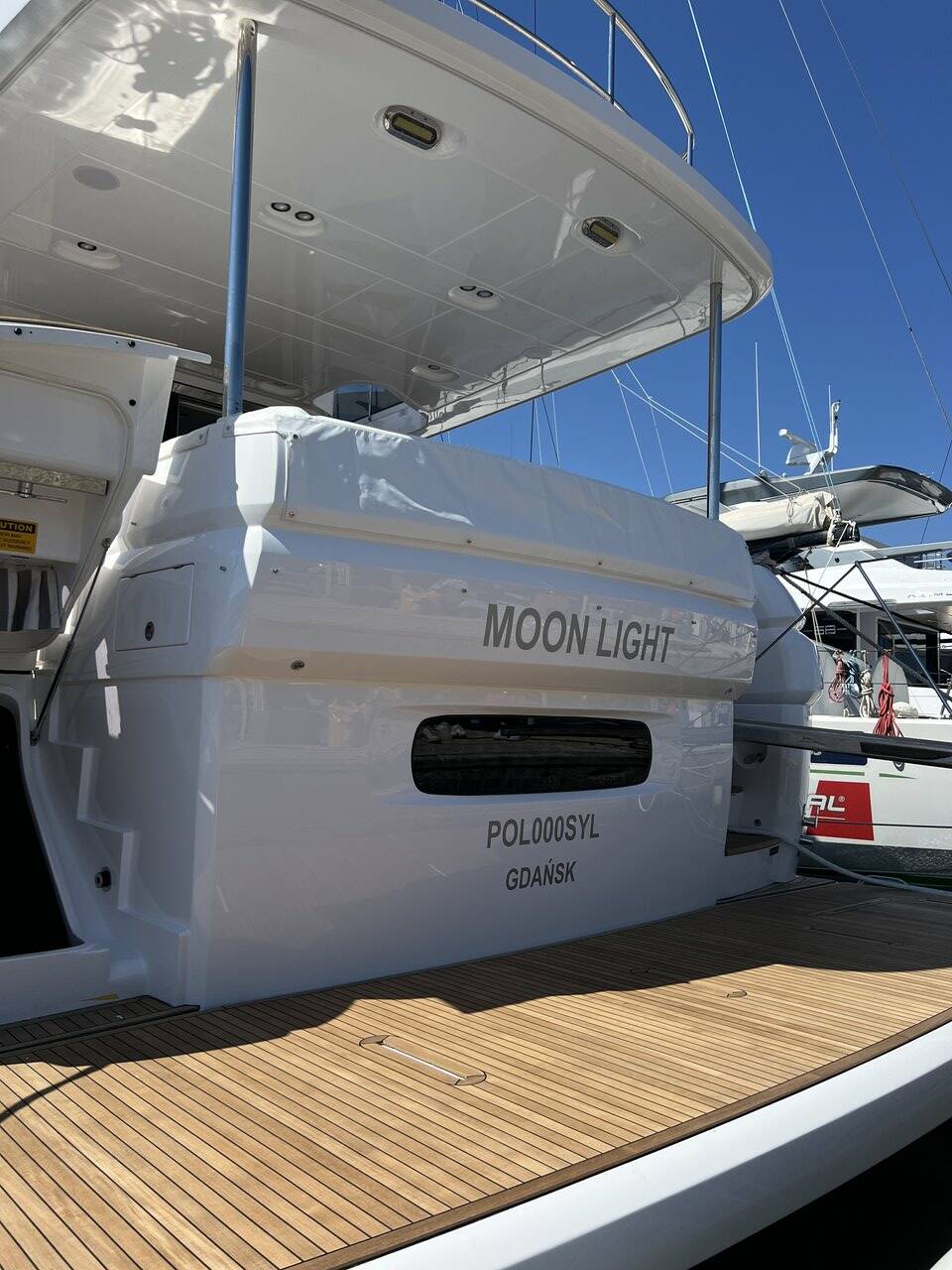 Azimut Magellano 66 Moon light