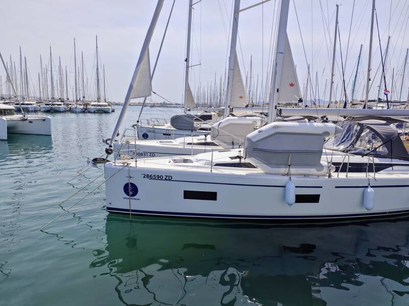 Bavaria C42 Zen