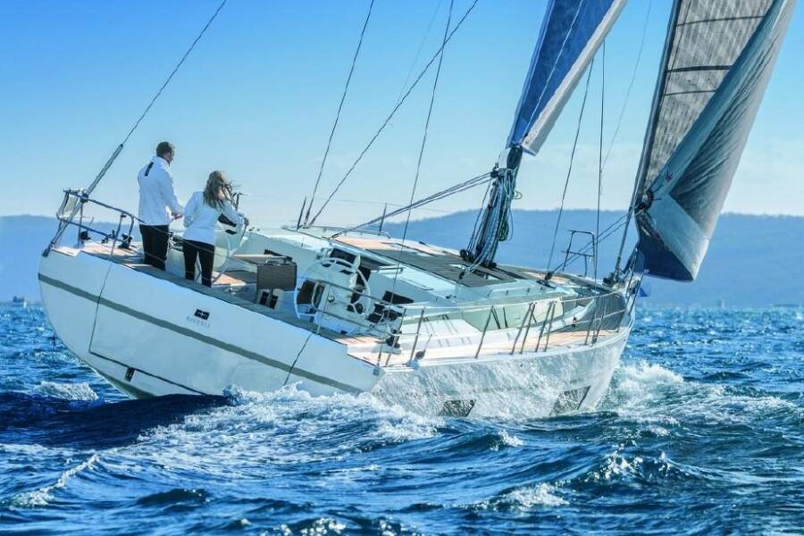 Bavaria C45 • ECONOMY