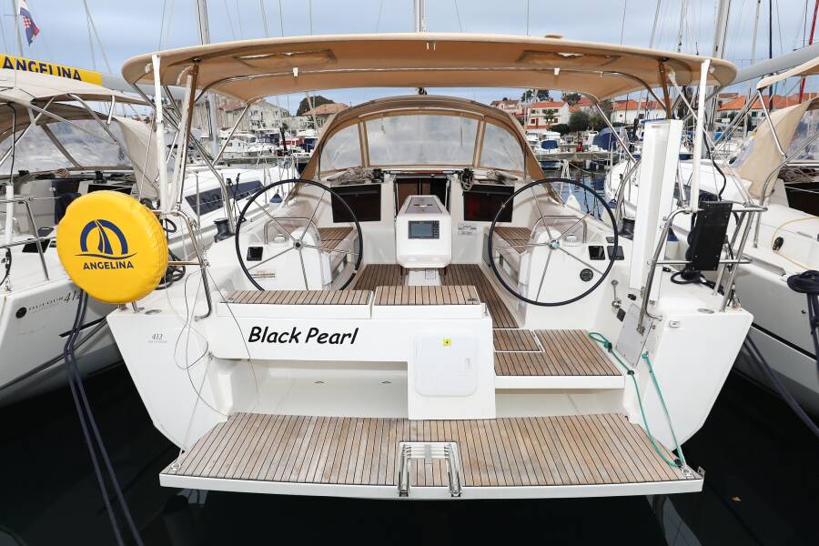 Dufour 412 GL Black Pearl