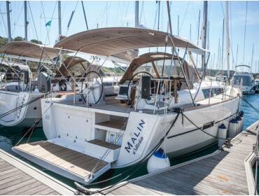 Dufour 460 Grand Large MALIN (owner version, new sails 2024., air condition, generator)