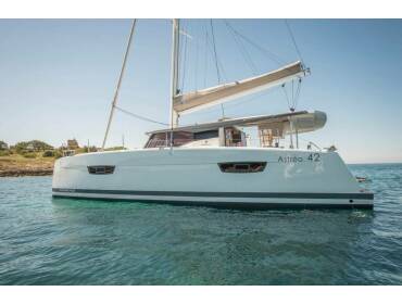 Fountaine Pajot Astrea 42 • Capella 1