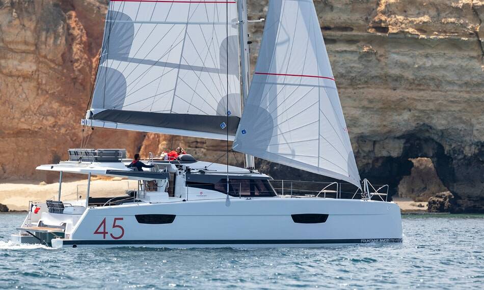 Fountaine Pajot Elba 45 • Caramita