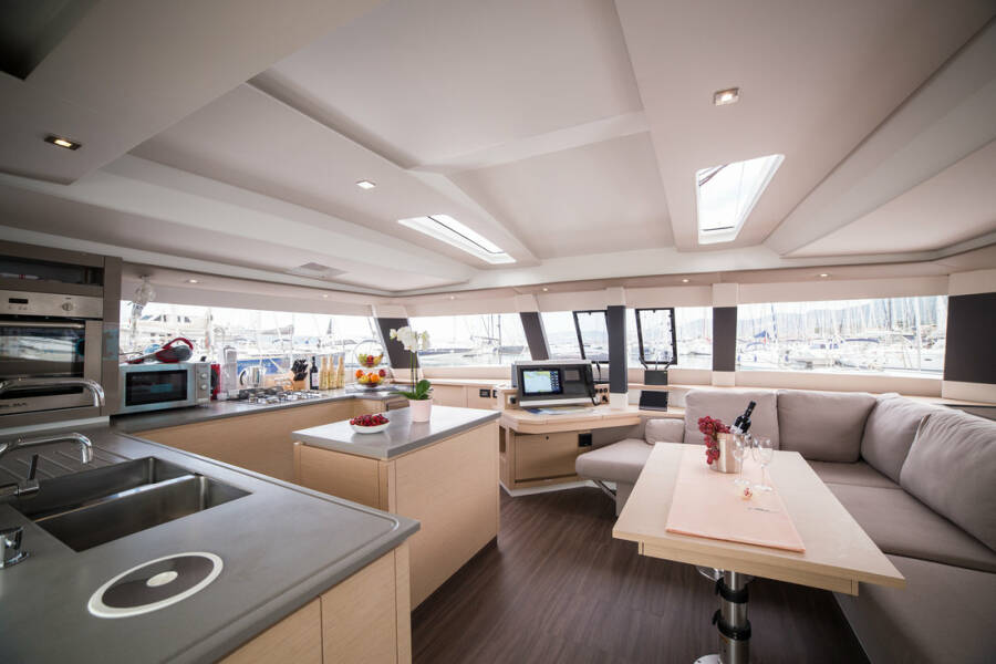 Fountaine Pajot Saba 50 Princess Aphrodite (crewed)