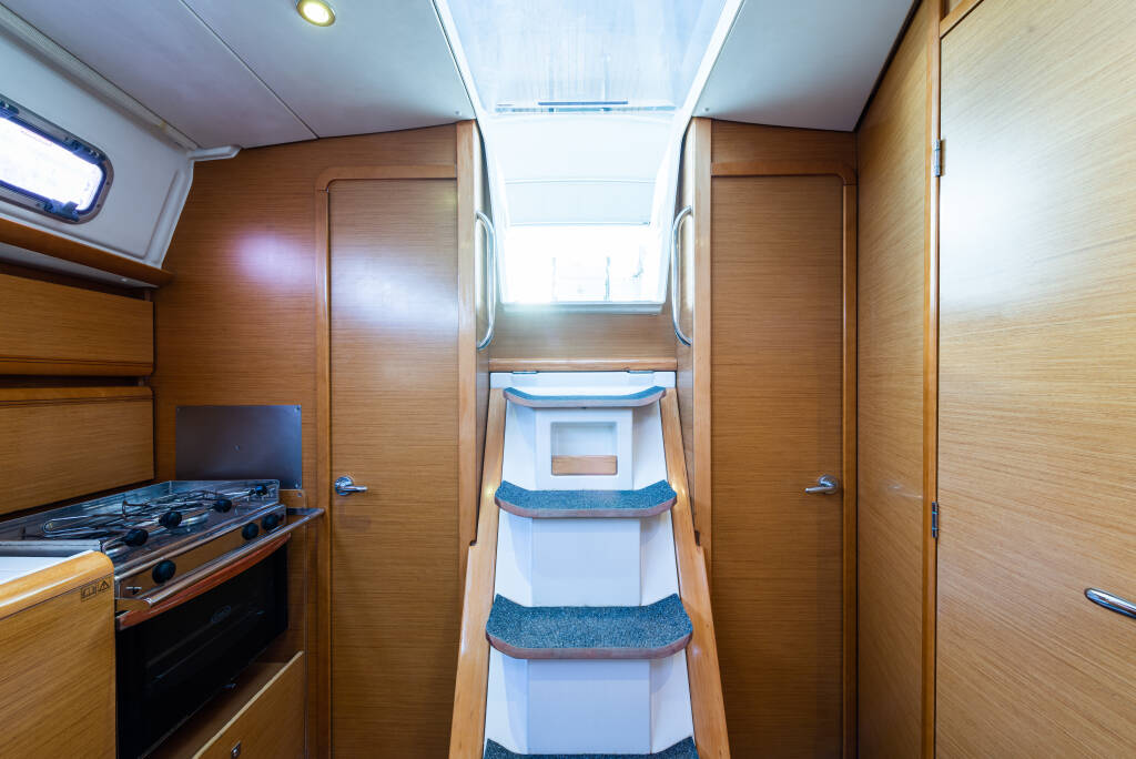 Jeanneau Sun Odyssey 379 Amor Fati