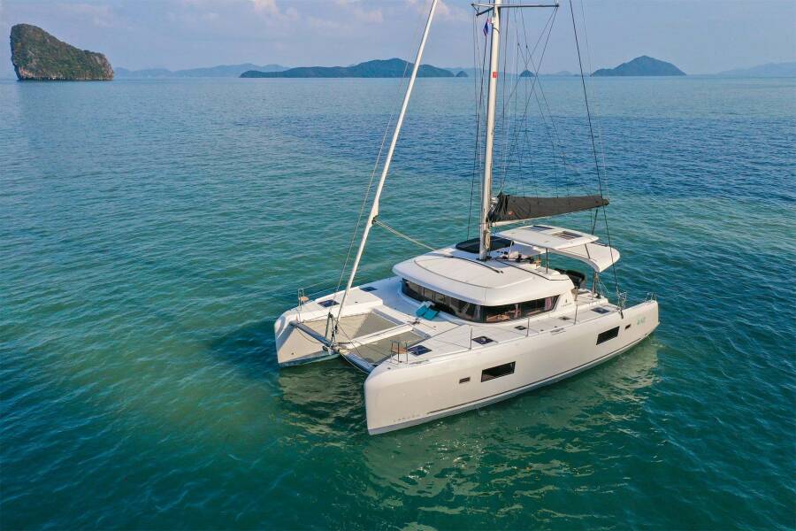 Lagoon 42 Brattia