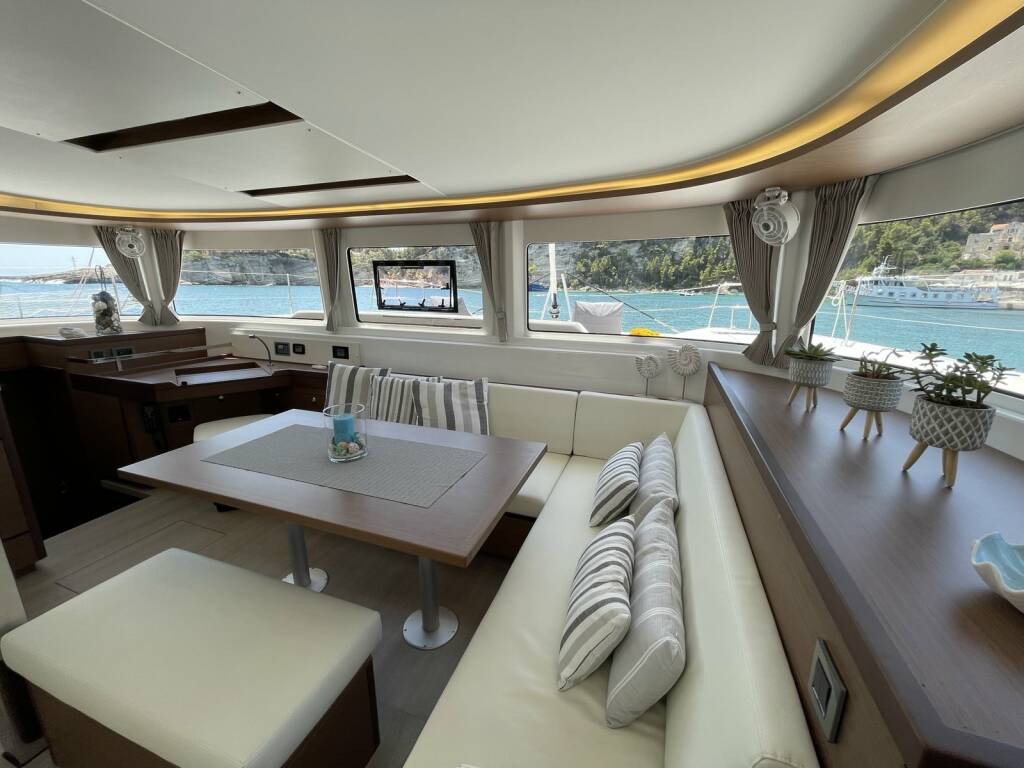 Lagoon 46 Grand Blue