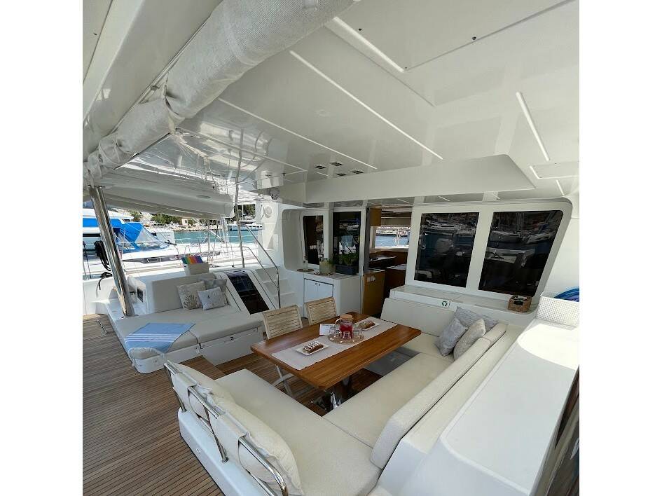 Lagoon 52F DISCOVERY I