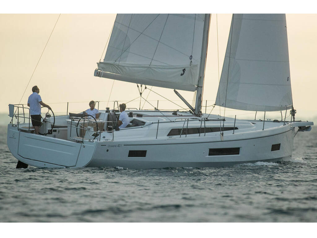 Oceanis 40.1 Alma Libre VII