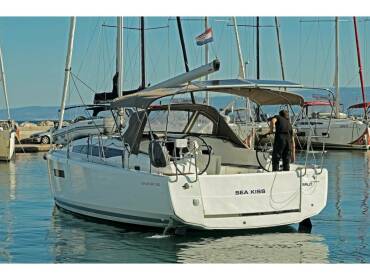 Sun Odyssey 380 • Sea Kiss