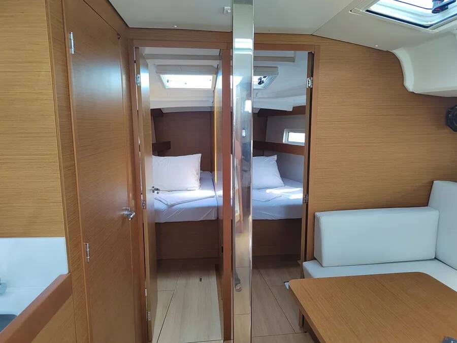 Sun Odyssey 440 Ares