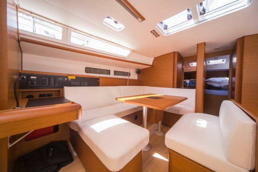 Sun Odyssey 479 IRAKLIA 